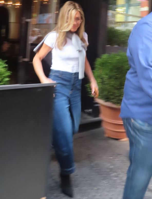 Stil Dženifer Aniston
