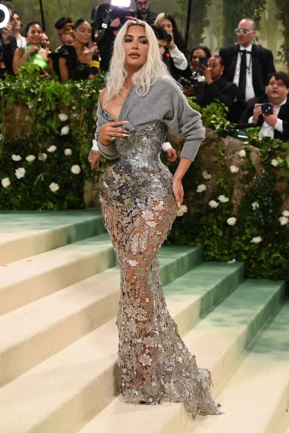 met gala 2024 haljine kim kardasijan 0870774425-min.jpg