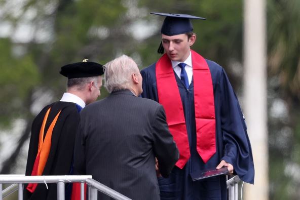 melanija tramp baron tramp 0873922185-min.jpg