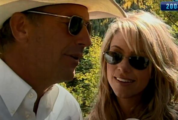kevin kostner kristina baumgartner extratv-min.jpg