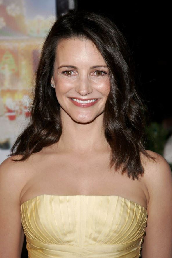 kristin dejvis sarlota 329778992 Tinseltown-min.jpg