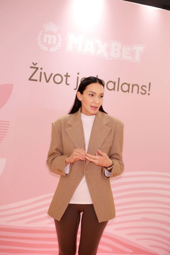 Irena Trifunovic MaxBet 1.jpg