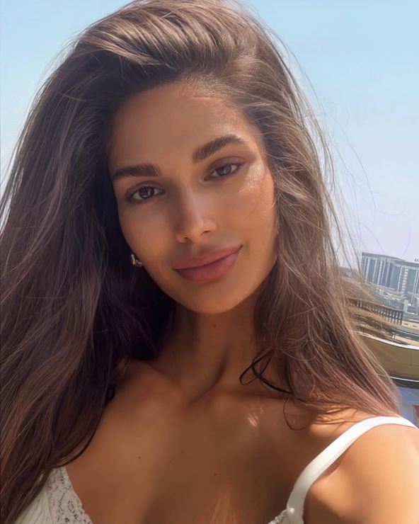natasa derikonja 2.jpg