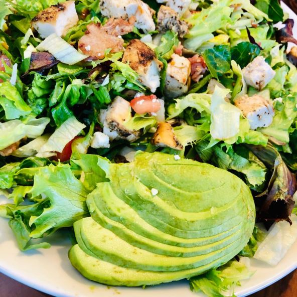 Pileća salata
