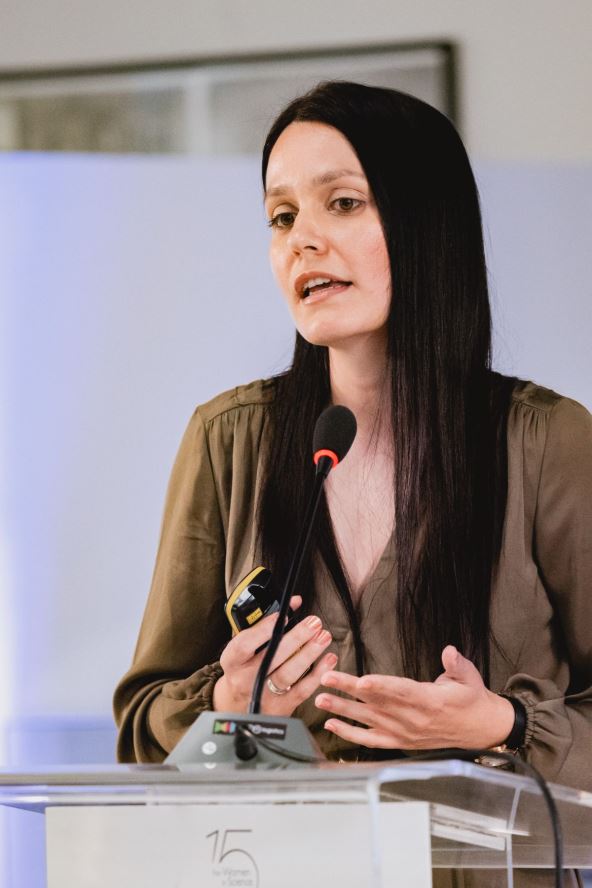 Dr Ivana Danilov sekretarka UNS SRNA.jpg