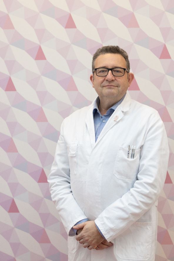 dr David Kuczer specijalista radijacione onkologije privatna arhiva.jpg