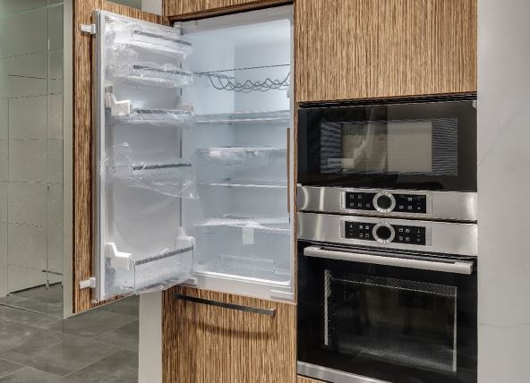 ugradni frizider.jpg