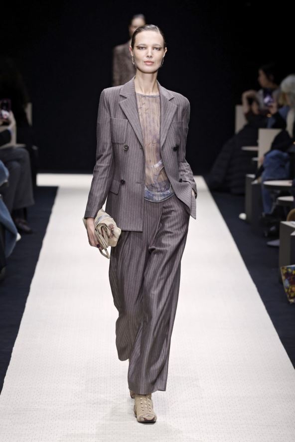 moderni sakoi i jakne armani 2025 06.jpg