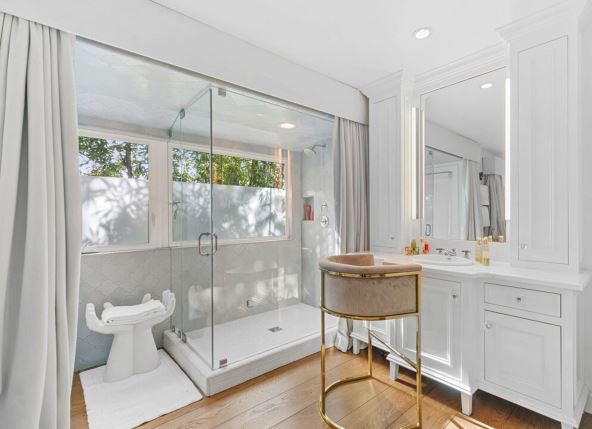 kupatila slavnih licnosti kuca mirande ker 0848235969.jpg