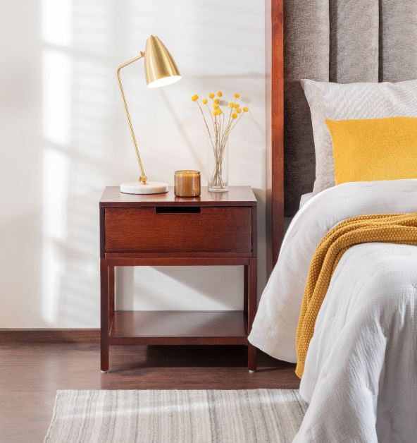 zuta boja namestaj  spavaca soba.jpg