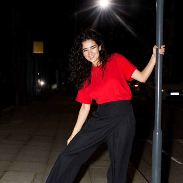 Pravo krojene pantalone su moderne za jesen 2025