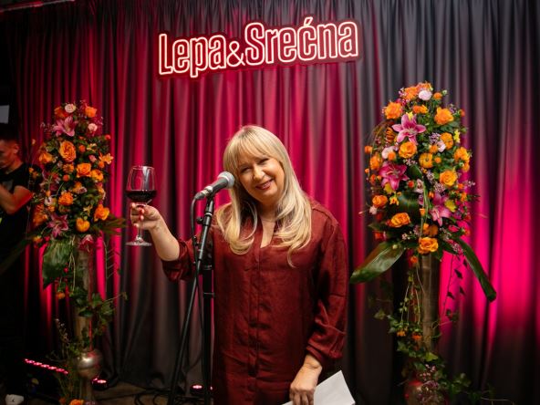 Lepa i srećna rođendan