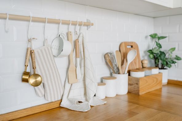 Kuhinja i kuhinjske kukice za organizaciju