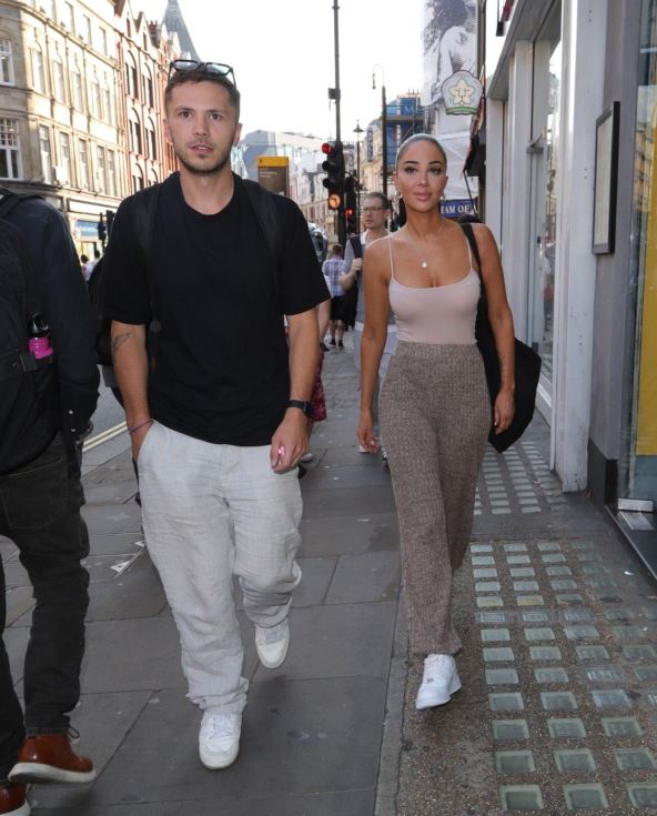 pevacica tjulisa 1029563902.jpg