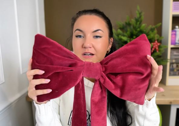 Džinovska mašna za jelku i uputstvo da je sami napravite