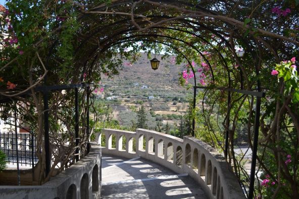 sveti nektarije eginski manastir 2020585040 YULIYAPHOTO.jpg