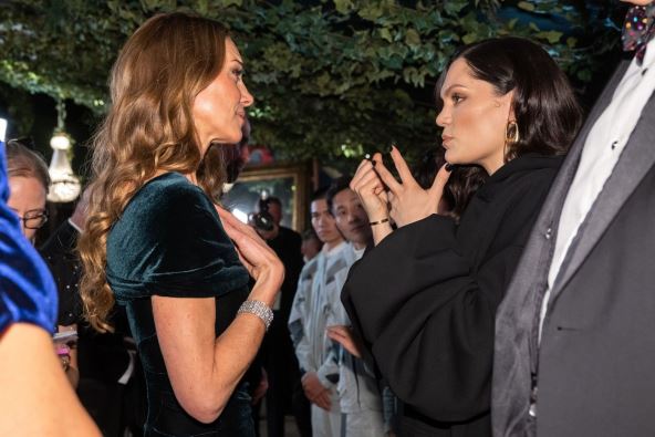 kejt midlton dzesi dzejms 1053426579.jpg