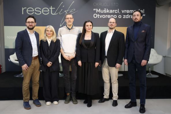 WMG okrugli sto 06.jpg