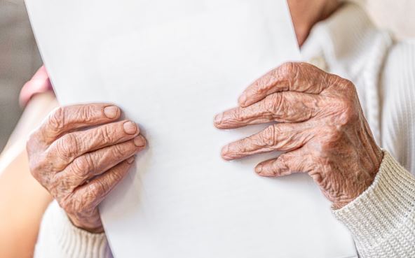 zena cita pismo 2.jpg