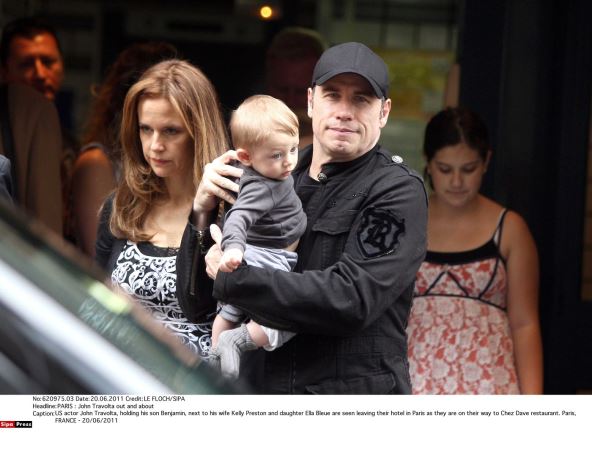 Džon Travolta Keli Preston i sin Ben 0227600715.jpg
