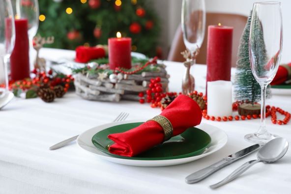 crvena dekoracija.jpg