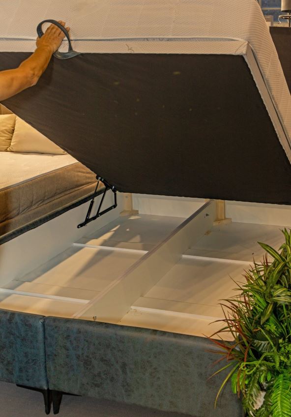 Krevet sa prostorom za odlaganje