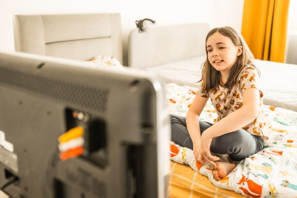 Televizor u dečijoj sobi