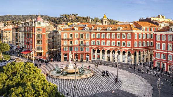 010 Putovanje Nica_foto Shutterstock.jpg