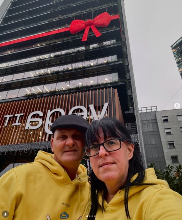 Anđeli Severa i Dejana Draškić sa sinom i ekipom