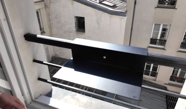 mali stan od 27 kvadrata sa ogledalima  02.jpg