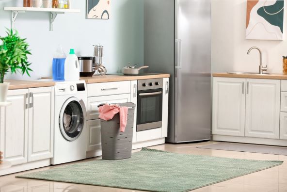 Veš mašina u kuhinji