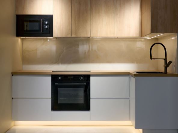 moderna kuhinja 08.jpg