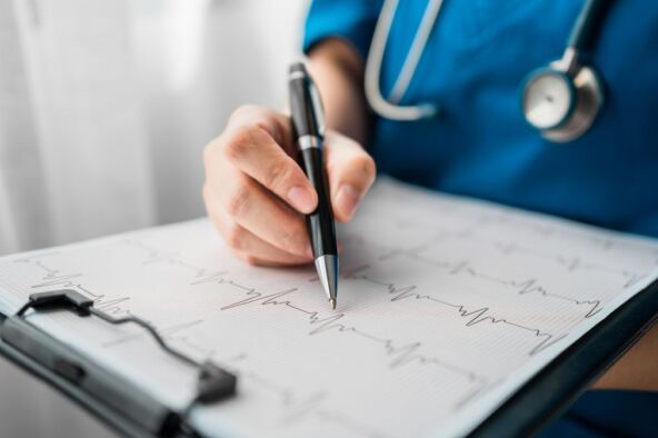 ekg_2018197037.jpg
