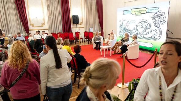 Festival Zdravlja - panel Lepa i Srećna (1).jpg