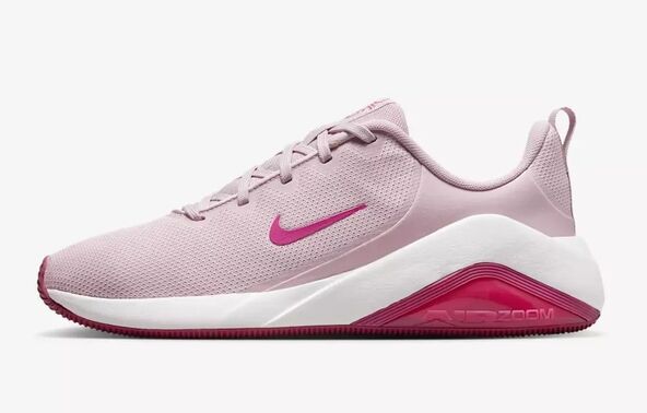 Nike Bella 7 patike.jpg