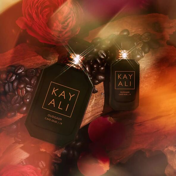 Oudgasm Cafe Oud 19 Kayali parfem.jpg