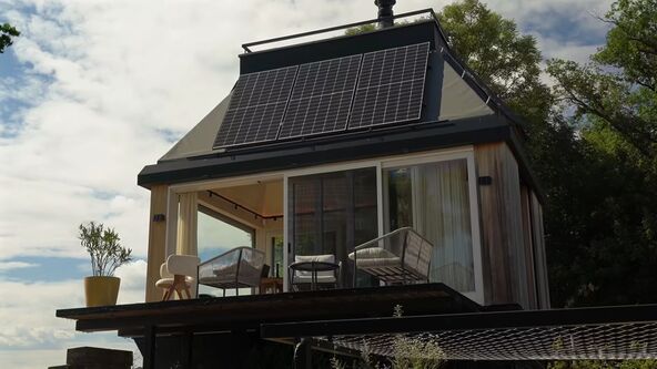 mala kuca od 20 kvadrata sa solarnim grejanjem 001.jpg