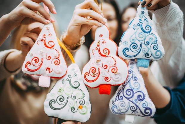 Novogodišnja jelka Mišel Fajfer bez ukrasa