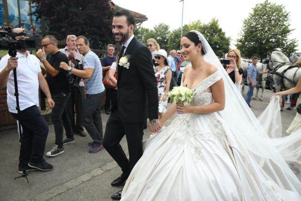 Aleksandra Prijović i Filip Živojinović slave četvrtu godišnjicu braka