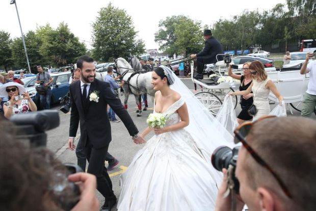 Aleksandra Prijović i Filip Živojinović slave četvrtu godišnjicu braka