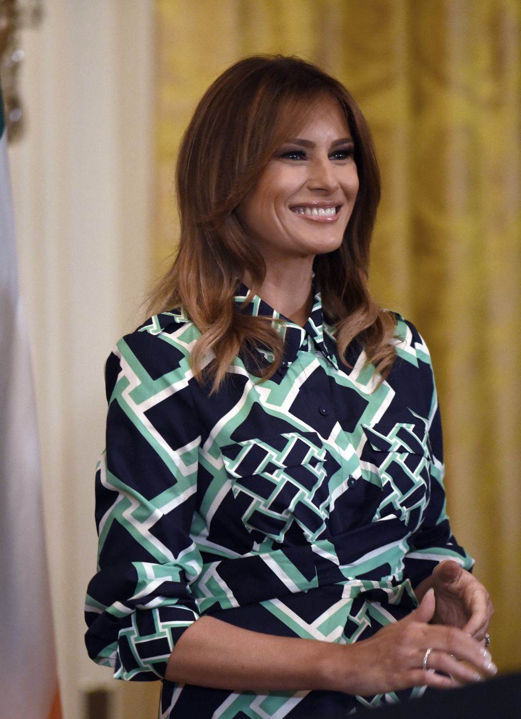 Melanija Tramp u memoarima otkrila sve o kraljevskoj porodici i Megan i Hariju