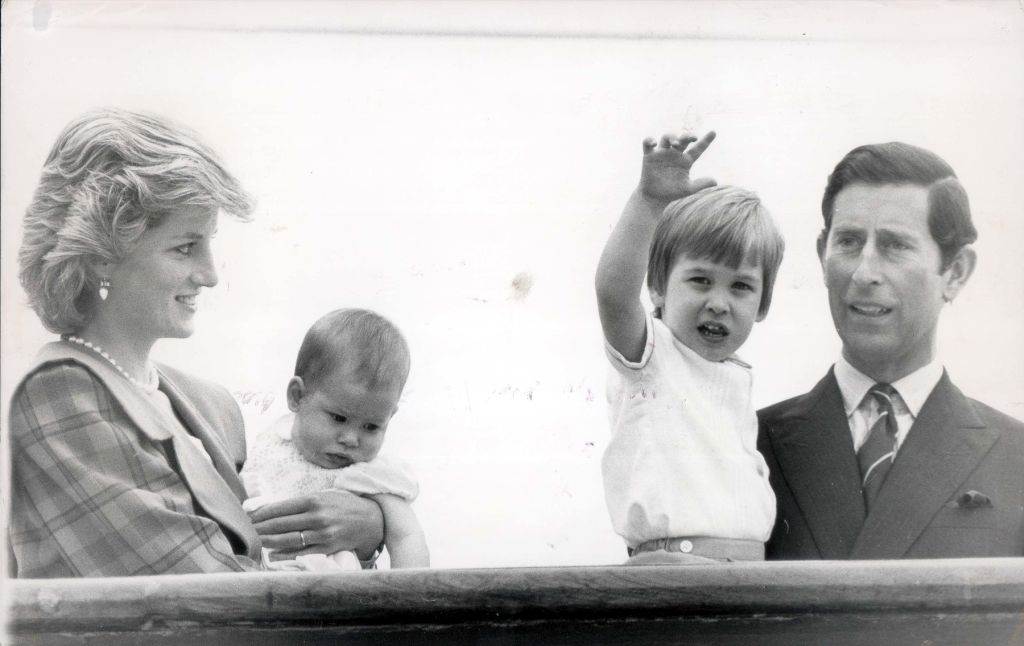 MEGAN MARKL I PRINC HARI KONAČNO POKAZALI SINA: mali Arči toliko liči na oca da je ceo svet u šoku! (FOTO)