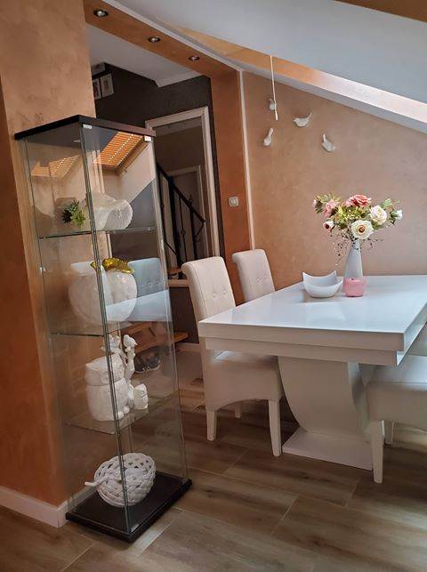 STAN OD KOJEG STAJE DAH: naša čitateljka Tatjana Medić uredila je prelep dom u vedrim bojama (FOTO)