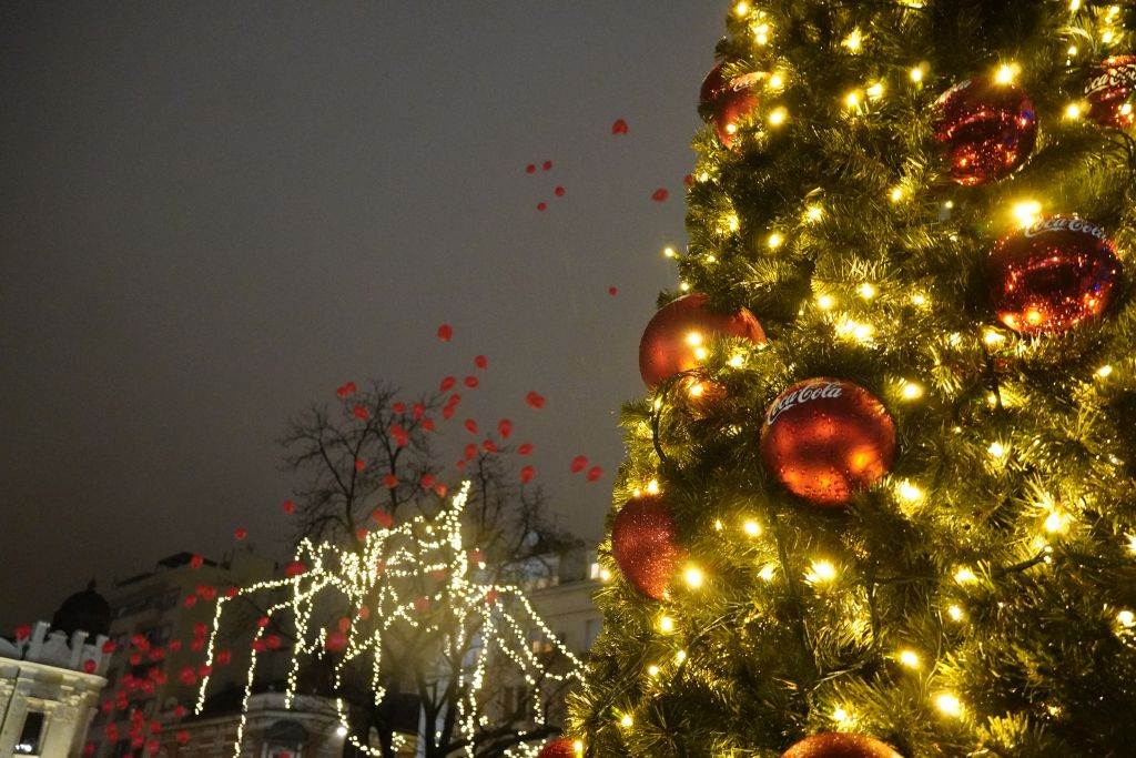 STIGLA JE POTPUNO DRUGAČIJA NOVOGODIŠNJA ČAROLIJA U BEOGRAD: festival Coca-Cola x New Year’s District 2020. osvojio srca građana