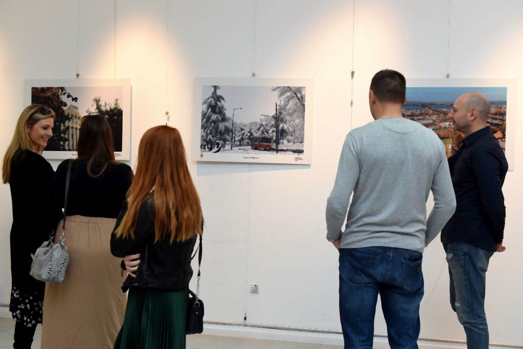 Otvorena izložba "Moja Palilula" u Centru za kulturu "Vlada Divljan" (VIDEO)