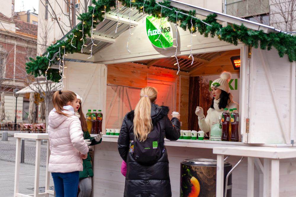 NAJLEPŠA PRAZNIČNA ATMOSFERA JE NA TOPLIČINOM VENCU: Coca-Cola x New Year's District oduševio posetioce