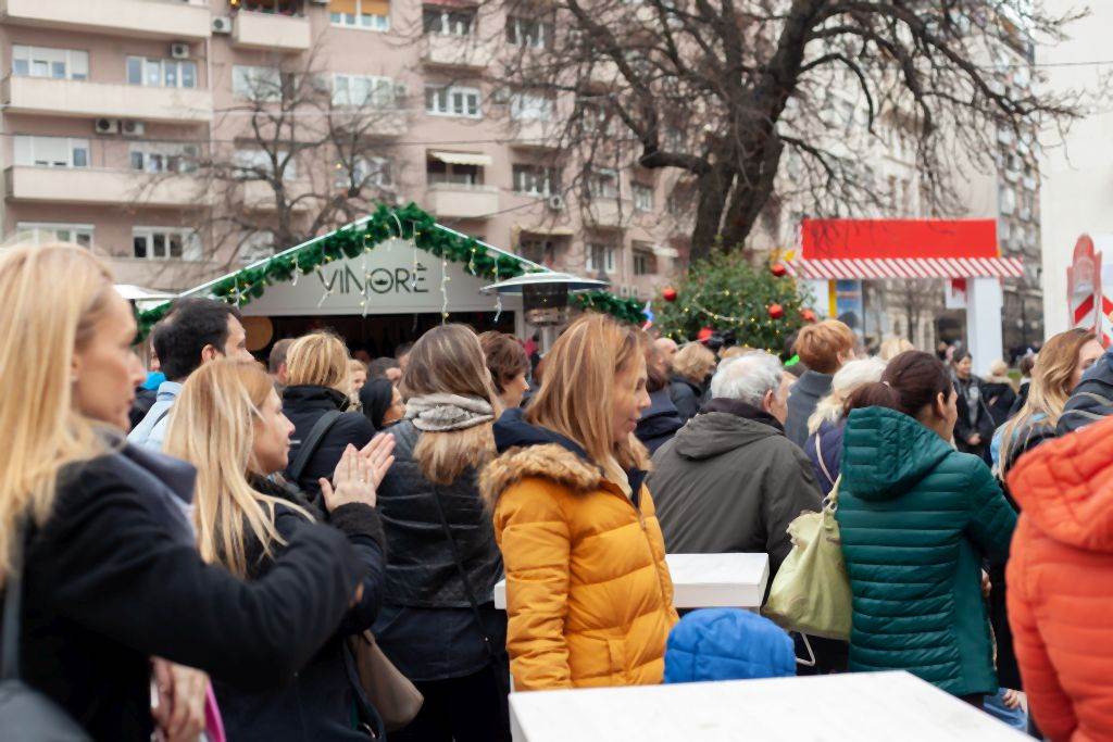 FESTIVAL KOJI JE U BEOGRAD DONEO RADOST I DIVNA DELA: ŽELJE SE ISPUNJAVAJU NA COCA-COLA x NEW YEAR’S DISTRICTU