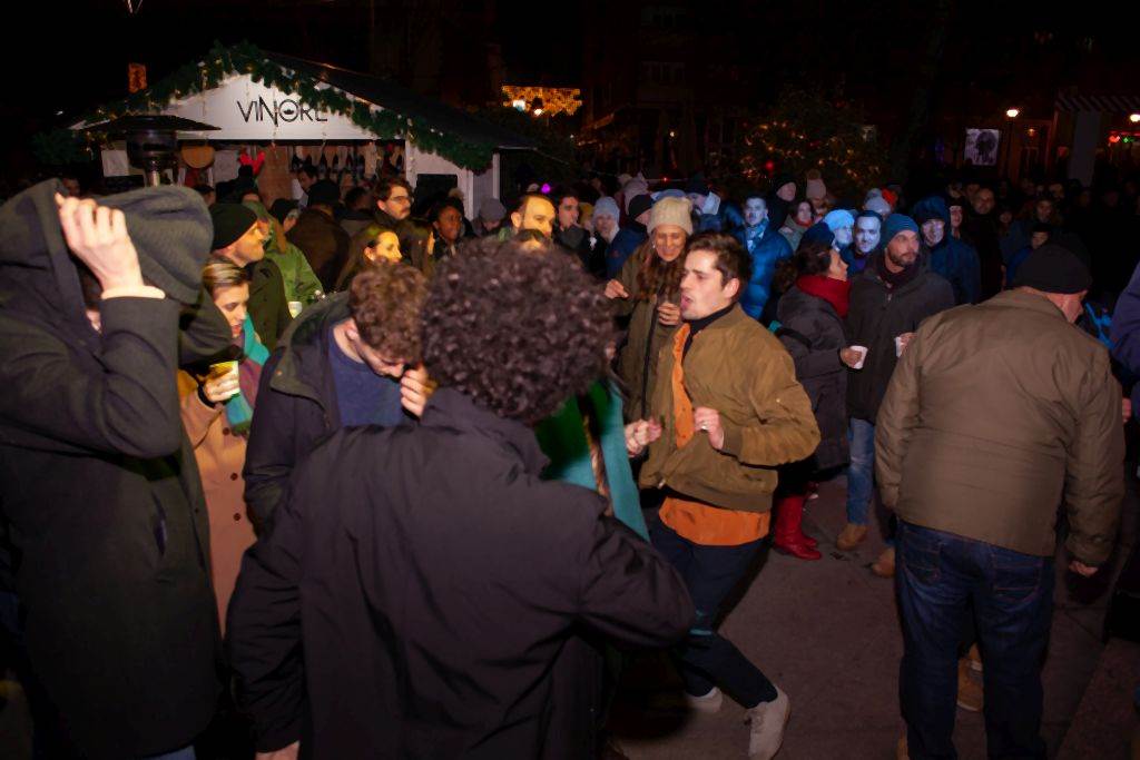 SPEKTAKULARNO VEČE ZA PAMĆENJE: evo kako je izgledala proslava Nove godine na Coca-Cola x New Year's Districtu
