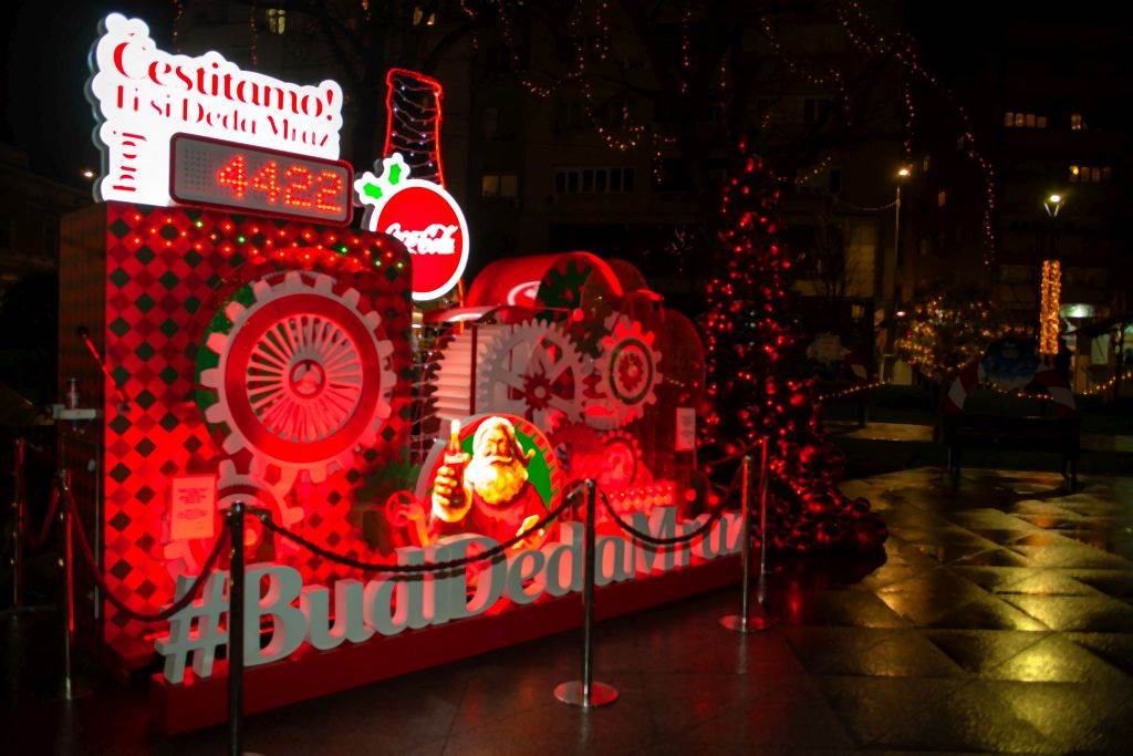 VELIKA ŽURKA I KONCERTI U CENTRU BEOGRADA: DOČEK 2020. NA COCA COLA x NEW YEAR’S DISTRICTU