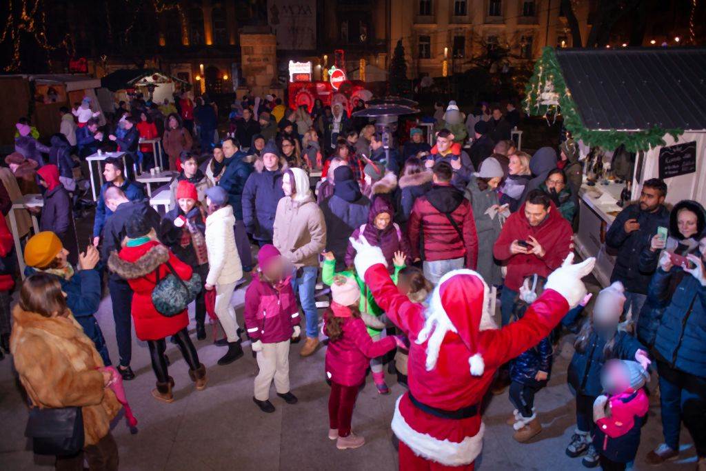 VELIKA ŽURKA I KONCERTI U CENTRU BEOGRADA: DOČEK 2020. NA COCA COLA x NEW YEAR’S DISTRICTU